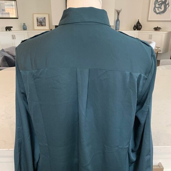 Banana Republic Dillon Utility Button Down LS Polyester Blouse Loch Green Sz M - Picture 6 of 10